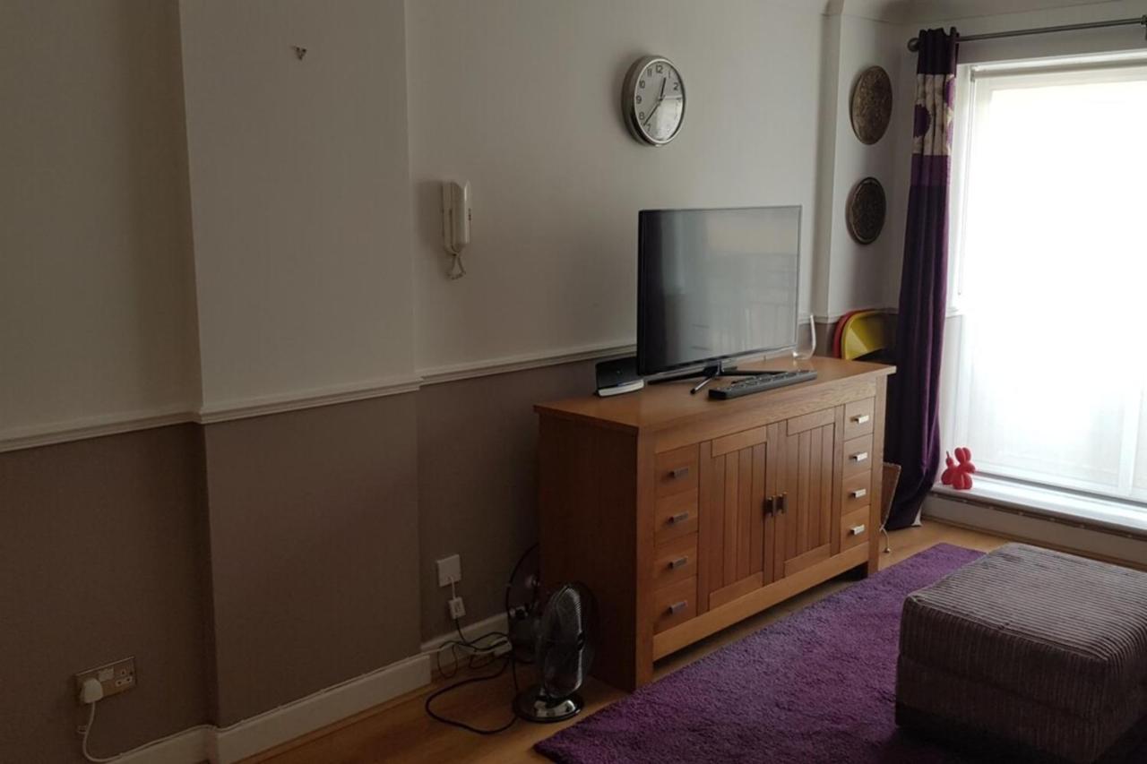 1 Bedroom Apartment On The Riverbank Near St Paul'S 런던 외부 사진