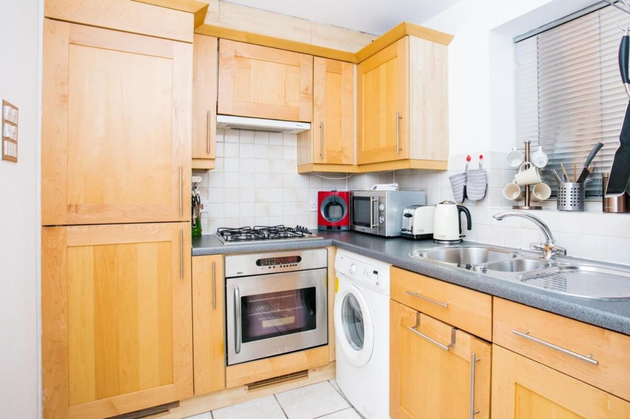 1 Bedroom Apartment On The Riverbank Near St Paul'S 런던 외부 사진