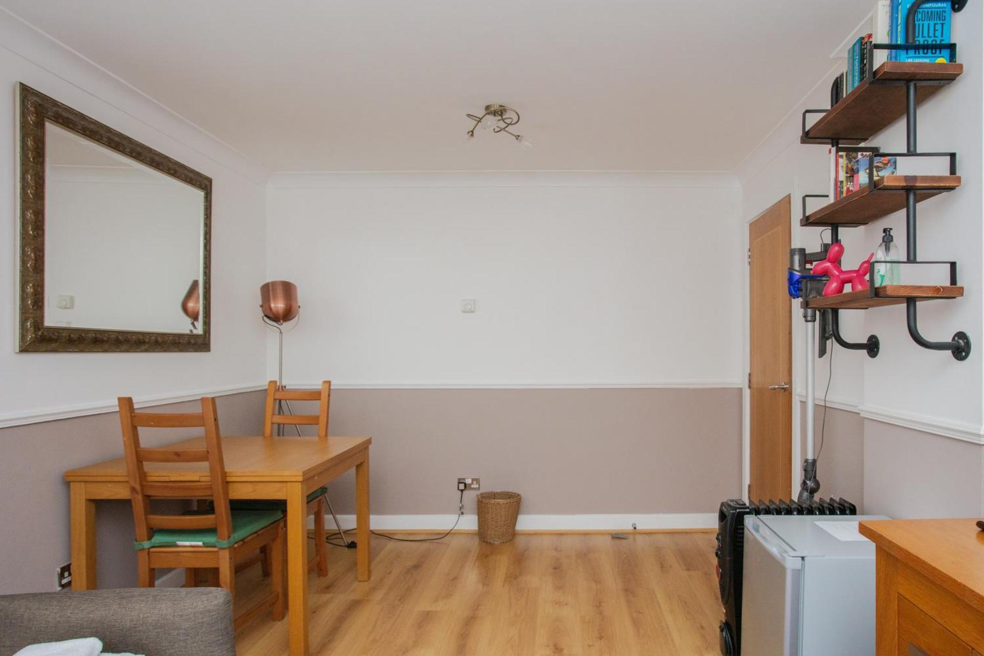 1 Bedroom Apartment On The Riverbank Near St Paul'S 런던 외부 사진